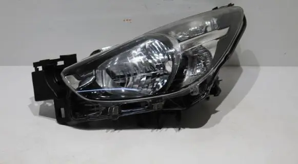 Mazda 2 Headlight/headlamp DB5J 51040