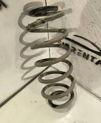 Toyota Auris 150 Rear coil spring
