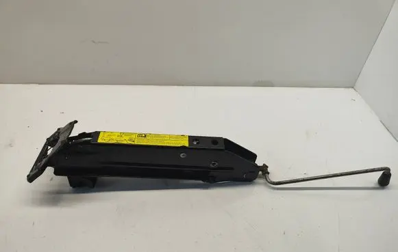 Audi Q7 4L Lift Jack 8R0011031