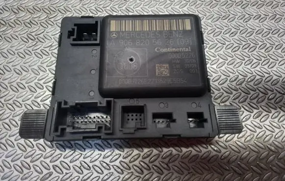 Mercedes-Benz Sprinter W906 Door control unit/module A9068205626 00005226