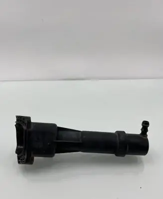 Volvo XC90 Headlight washer spray nozzle 