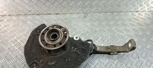 Mercedes-Benz GLC C253 Front wheel hub spindle knuckle 