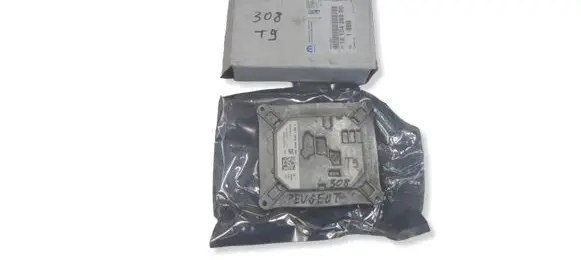 Peugeot 308 Xenon control unit/module 1610426880
