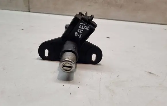 Opel Zafira A Tailgate exterior lock 