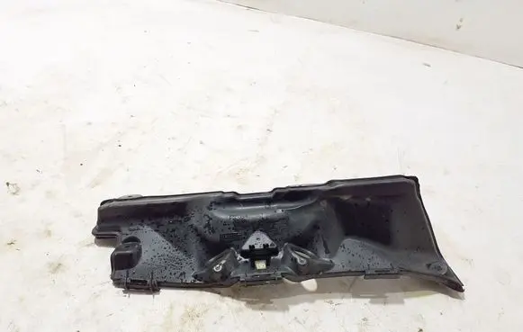 BMW X5 G05 Other engine bay part 7424940