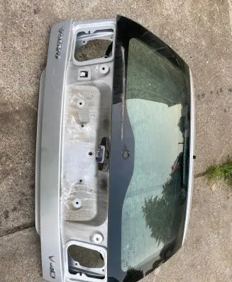 Volvo S40, V40 Tailgate/trunk/boot lid