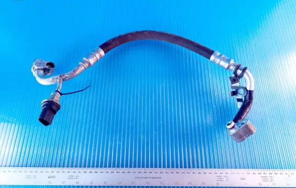 Audi A4 S4 B8 8K Air conditioning (A/C) pipe/hose 1K0820721A