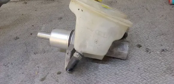 Audi A6 Allroad C5 Master brake cylinder 4B0611301E