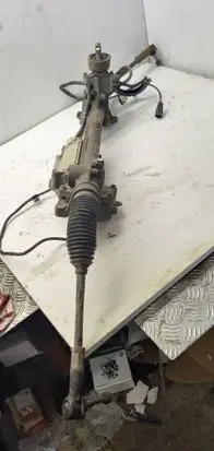 Volkswagen Golf V Steering rack 1K0909144E