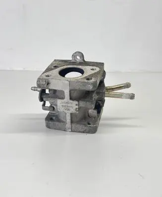 Volkswagen Golf IV EGR valve 038131063C