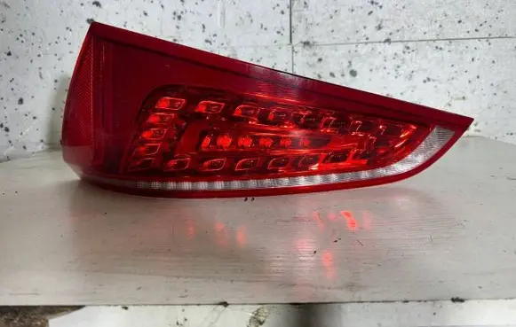 Audi Q5 SQ5 Rear/tail lights 8R0945094B AU416T2