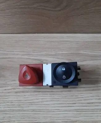 Renault Megane II Hazard light switch 8200109723 8200107808 8200095493