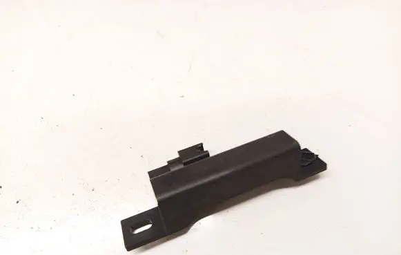 Nissan e-NV200 Antenna control unit 6190822