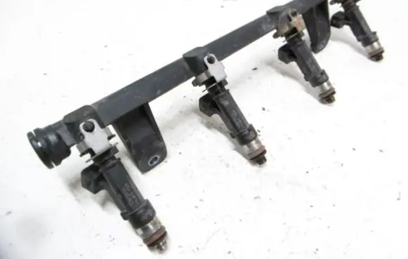 Dacia Dokker Fuel injector 8200227124
