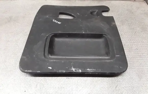 Renault Trafic III (X82) Rear door card panel trim 8200007087 91165792