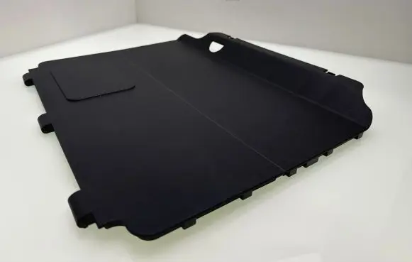 Trunk/boot lower side trim panel