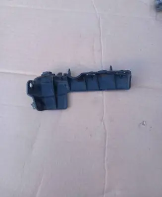 Seat Exeo (3R) Front bumper mounting bracket 3r0807184