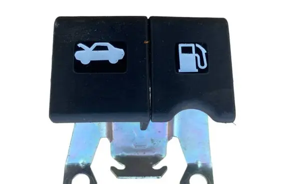 Nissan Juke I F15 Fuel cap release pull handle 656223TA0A