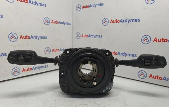 Steering wheel axle set