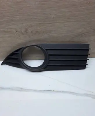Renault Espace - Grand espace IV Front bumper lower grill N31047M