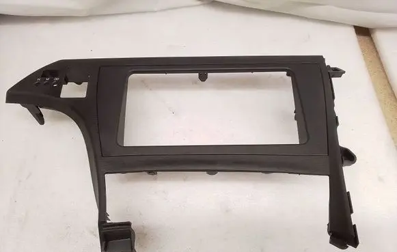 Toyota Prius (XW30) Radio/GPS head unit trim 5547447070