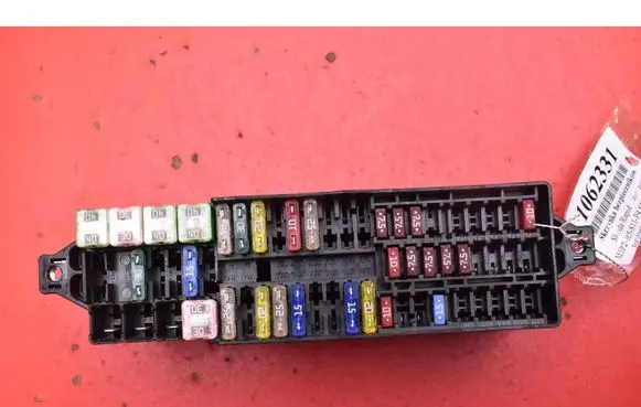 Skoda Rapid (NH) Fuse box set 6C0937615A