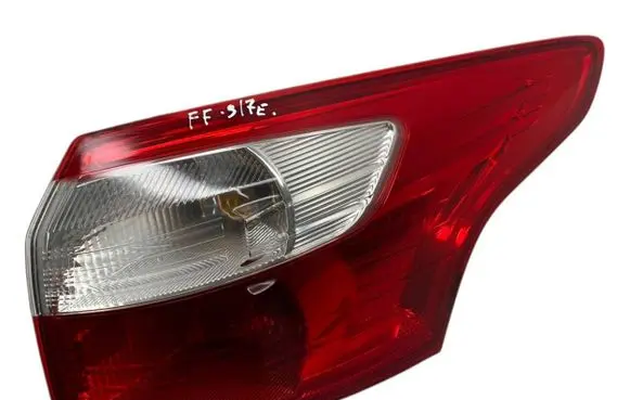 Ford Focus Rear/tail lights BM5113404H BM5113404GC