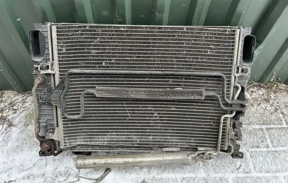 Mercedes-Benz E W211 Radiator set A2115003202 A2115000154