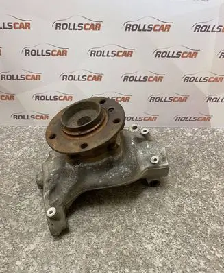BMW 7 E65 E66 Front wheel hub 6753462