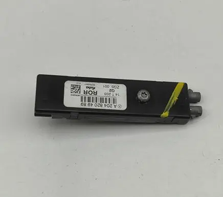 Mercedes-Benz E C207 W207 Aerial antenna amplifier A2048204989