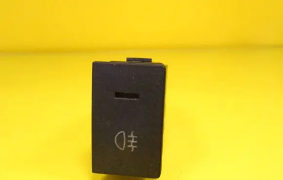 Hyundai Matrix Fog light switch 9373017000