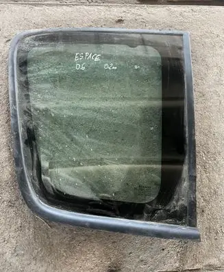 Renault Espace IV Rear side window 82000154 8200015