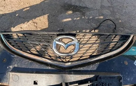 Mazda 6 Front grill