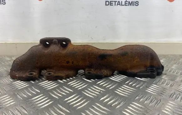 Opel Zafira C Exhaust manifold 428702815 55565985