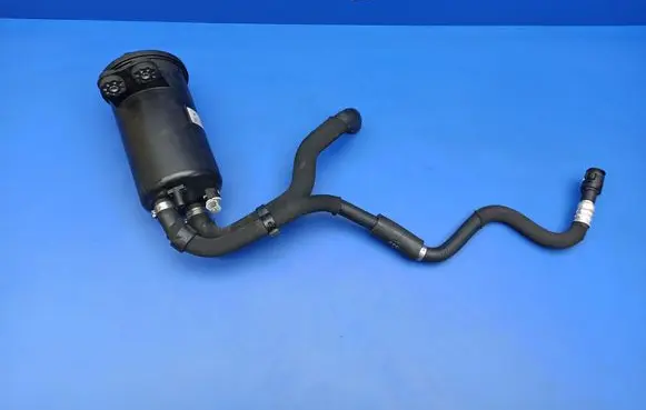 BMW 6 E63 E64 Power steering fluid tank/reservoir 10617211