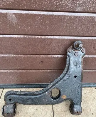 Opel Astra H Front lower control arm/wishbone