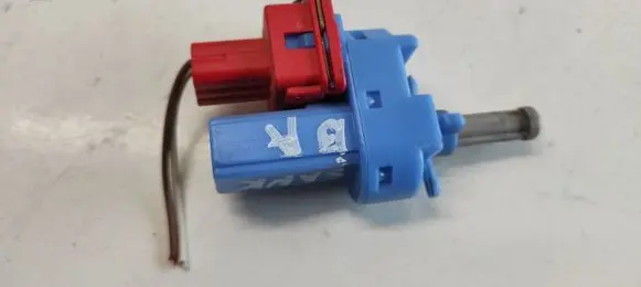 Ford Focus Brake pedal sensor switch 9BAB7C534AA 98AG14489HEA