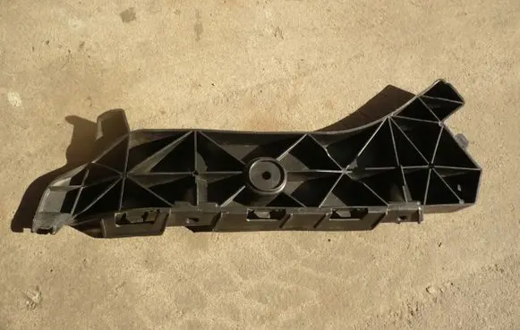 Seat Ibiza IV (6J,6P) Bumper support mounting bracket corner 6J8807375