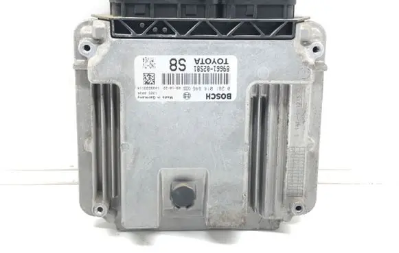 Toyota Auris 150 Engine control unit/module ECU 0281014846
