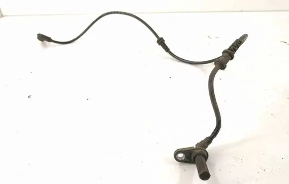 Mercedes-Benz E W212 ABS brake wheel speed sensor DALISID1426 2125400217 A2125400217