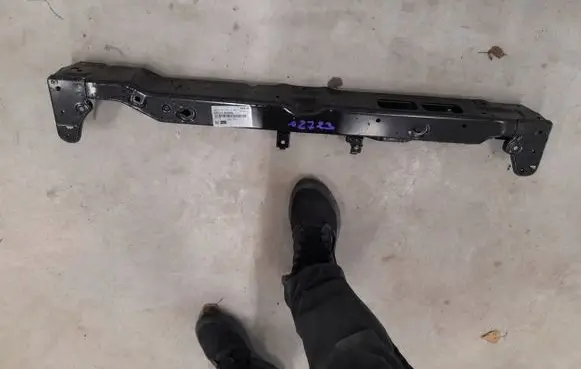 KIA Carens III Glove box