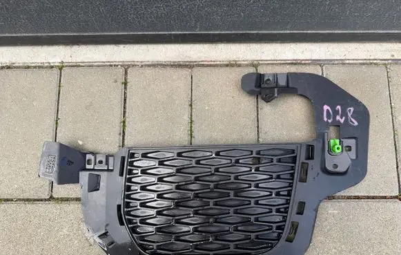Land Rover Evoque I Front fog light trim/grill GJ3215A299A