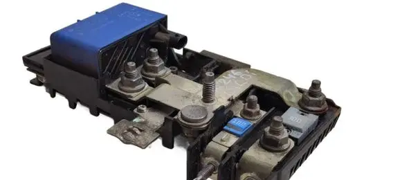 Mercedes-Benz B W246 W242 Fuse module A2465401350 109010 KEMYAP2949511