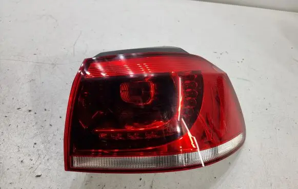 Volkswagen Golf VI Rear/tail lights 174190