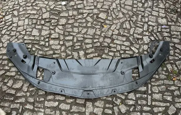 BMW 7 G11 G12 Front bumper 7384707