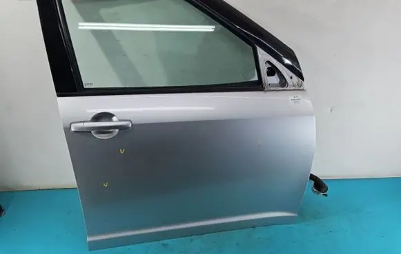 Suzuki Swift I Front door IMPRK1439498