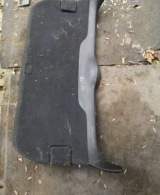 Toyota Avensis T270 Tailgate trim 6775005080C2
