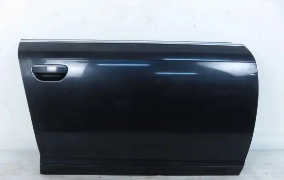 Audi A6 S6 C6 4F Front door
