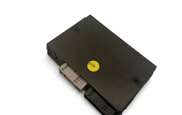 Audi Q7 4M Gateway control module 4K0907468Q