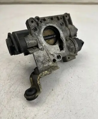 Fiat Strada Throttle valve